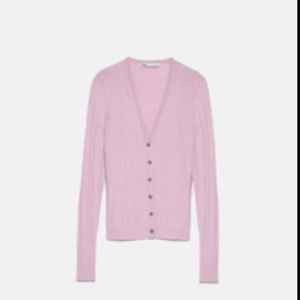 JEWEL BUTTON CABLE-KNIT
PINK